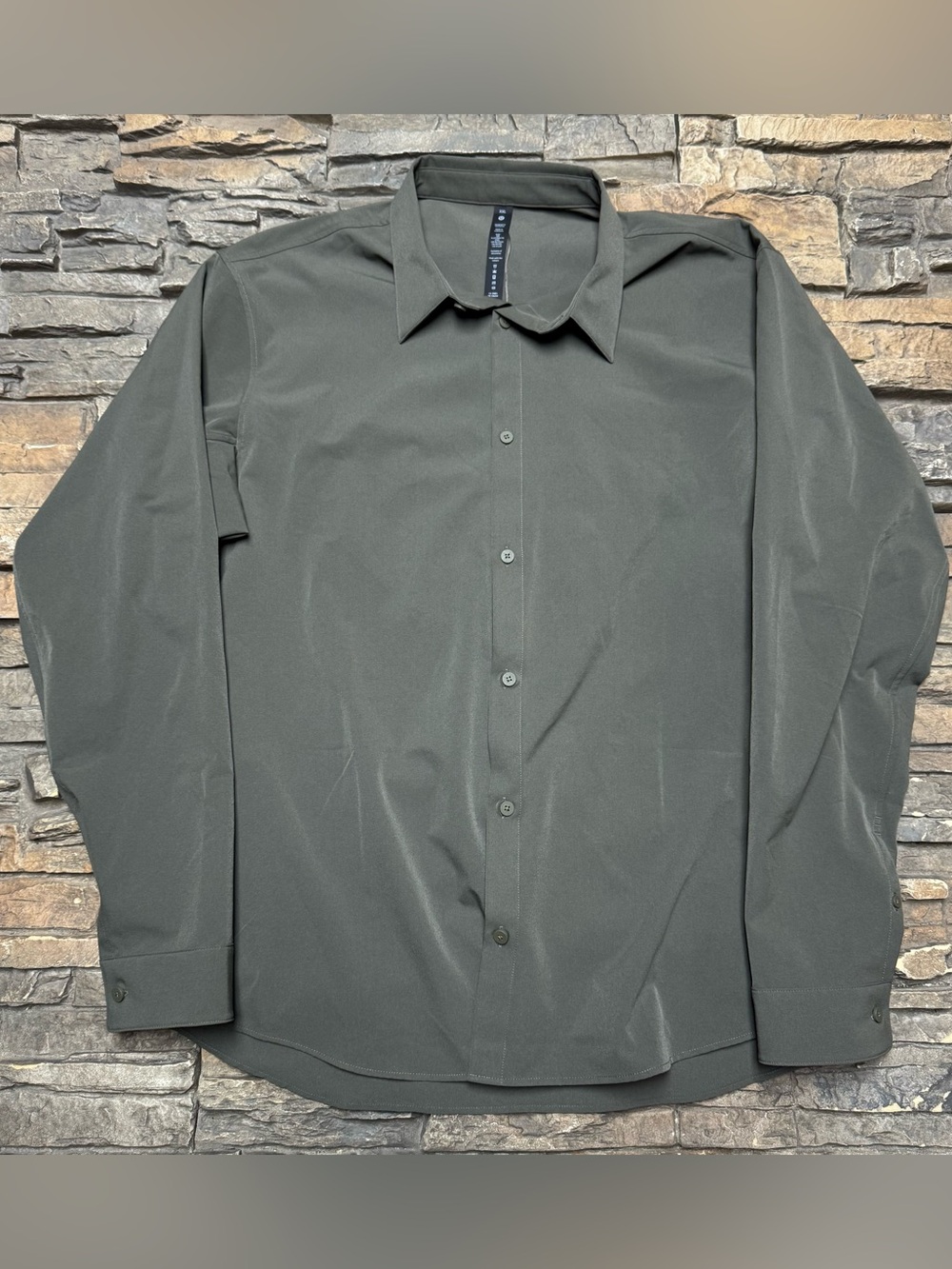 Lululemon New Venture Long Sleeve Button Down Classic Fit Shirt Men’s 2XL Green